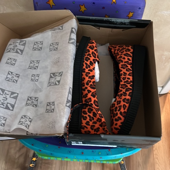 Brand NEW funky & FABULOUS Tuk pointy-toed creepers 💕 - Picture 3 of 4